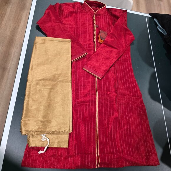 Men’s Kurta Red Gold 2 piece - Picture 1 of 7